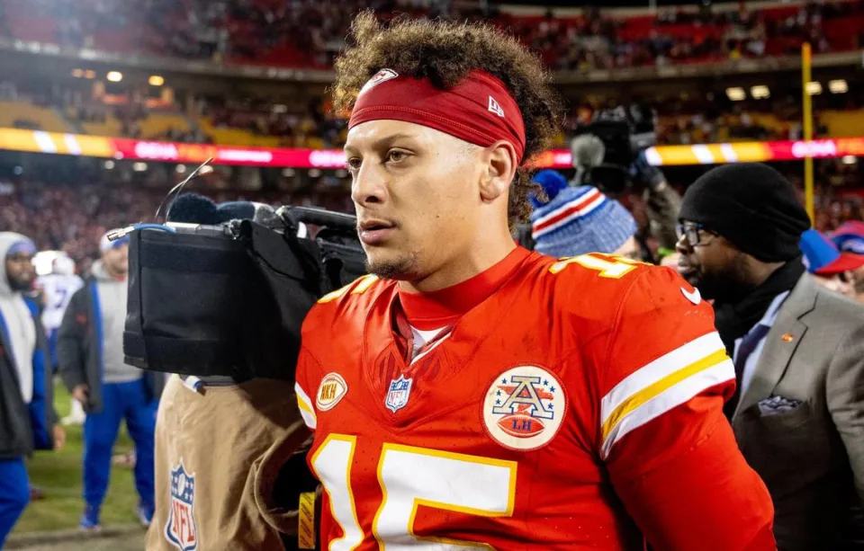 Patrick Mahomes throws a heavy blow to the referee after Chiefs' loss to Buffalo Bills.