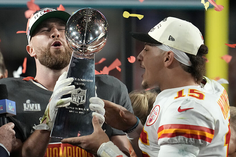 World Boxing Council Awards Chiefs Belt Over Super Bowl Victory; Patrick Mahomes and Travis Kelce Embraces the Honour
