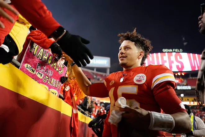 HEARTWARMING: Patrick Mahomes Fulfilling Young Fan's Dreams with Heroic On-Field Gesture,  "Patrick Mahomes is such a gift to Kansas City,"